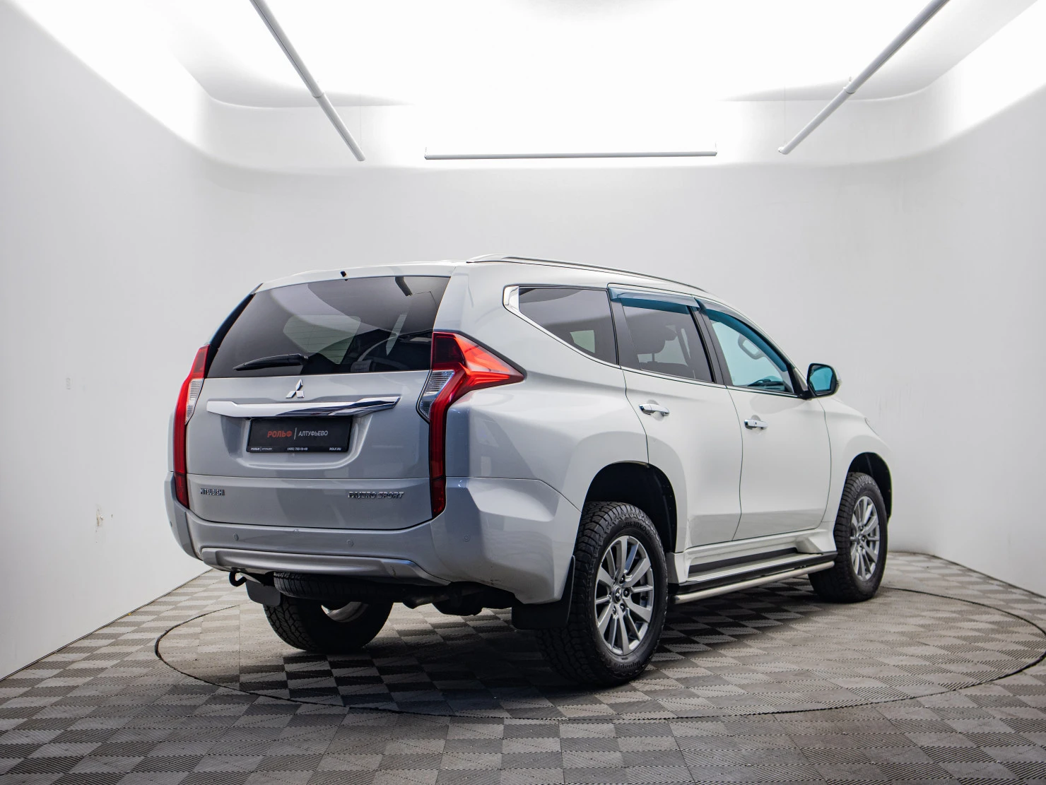 Mitsubishi PAJERO SPORT, 2016