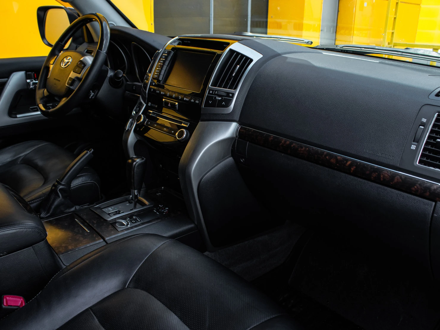 Toyota Land Cruiser, 2015