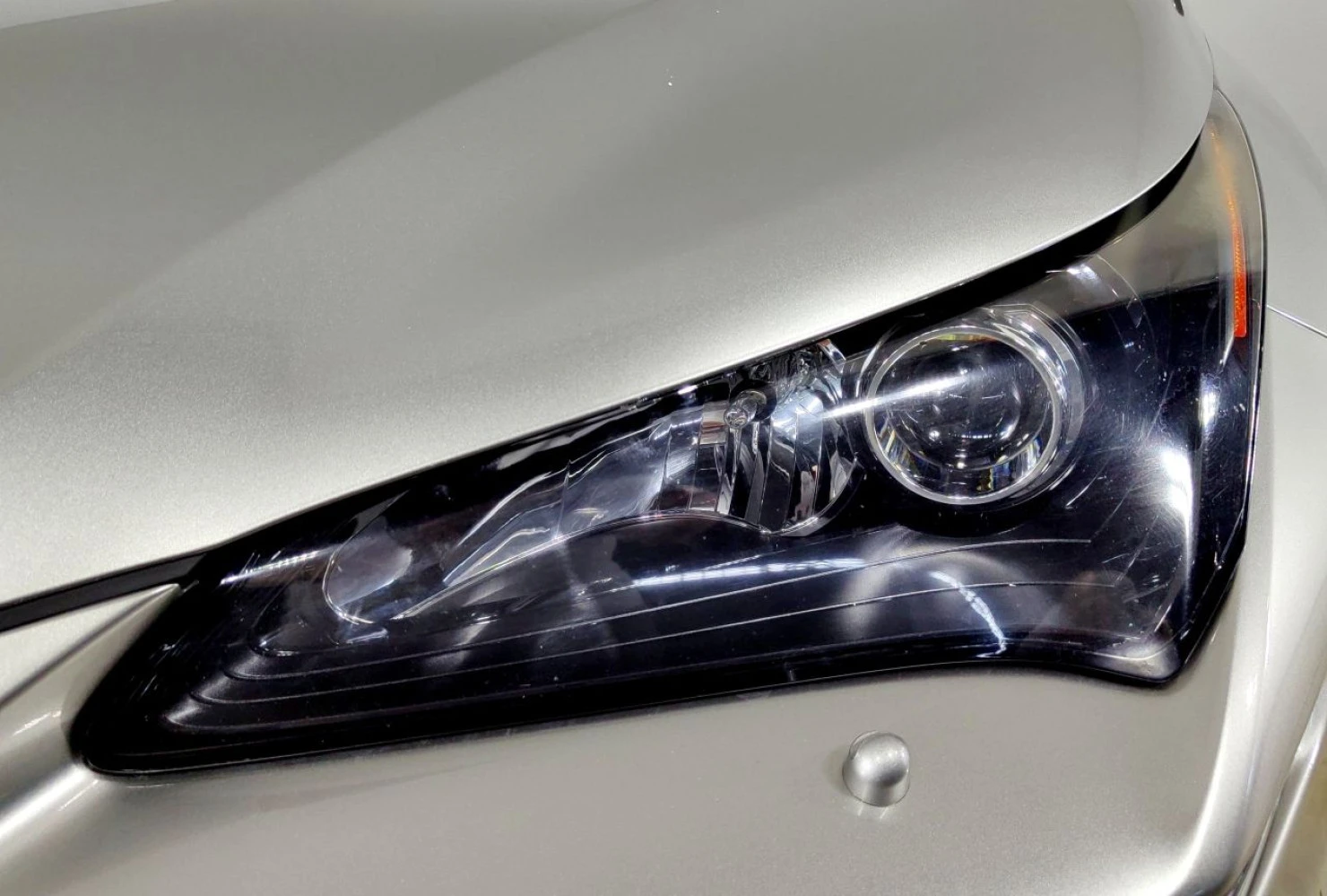 Lexus NX, 2016