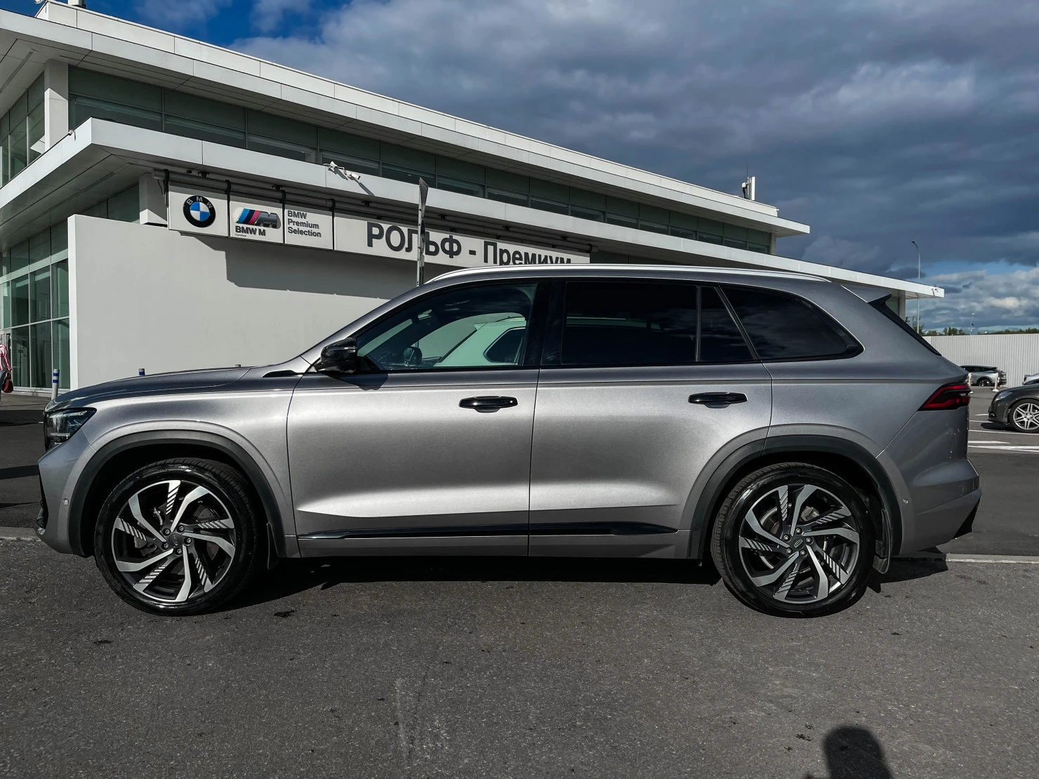 Geely Monjaro, 2023