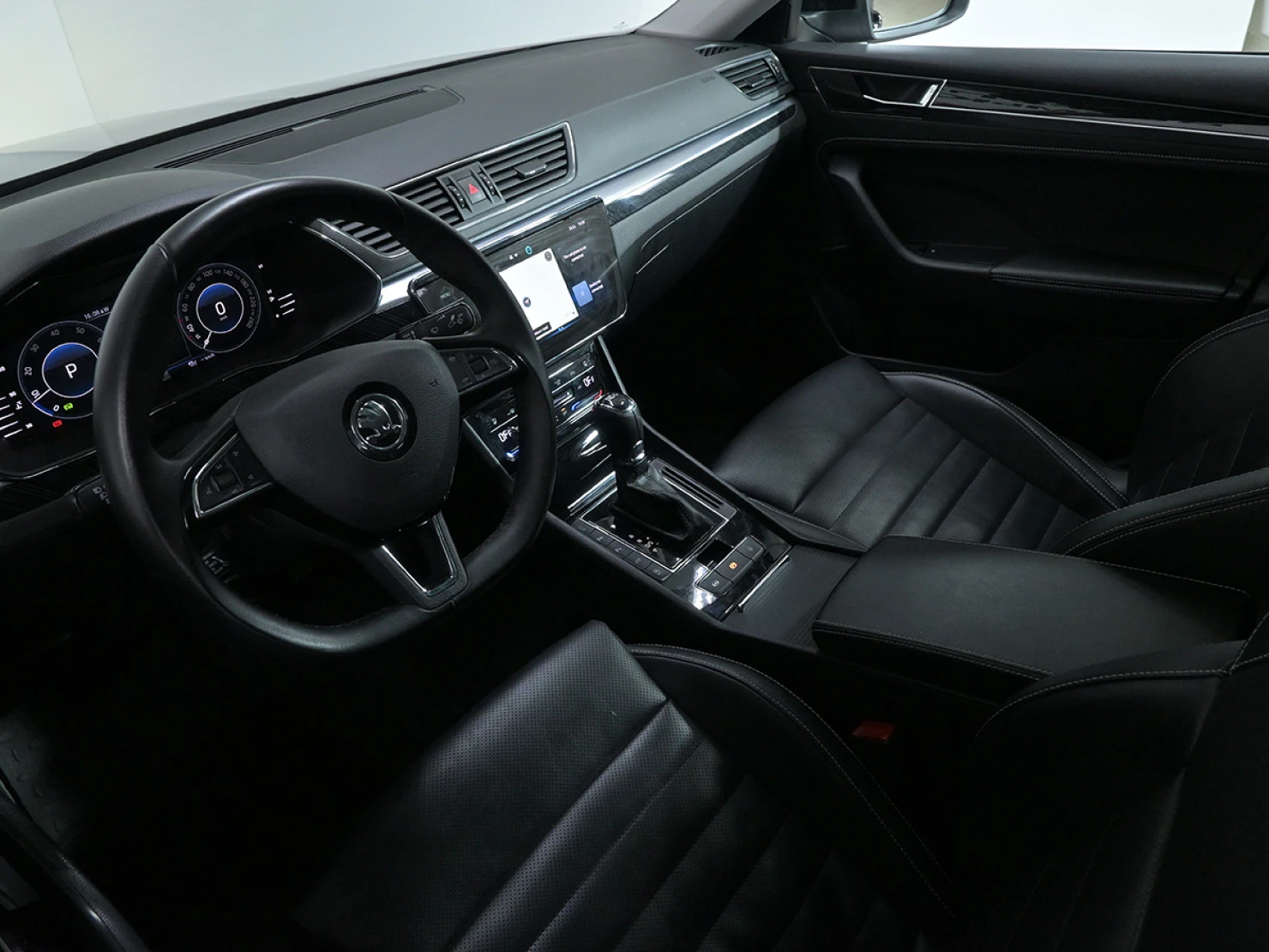 ŠKODA SUPERB, 2023
