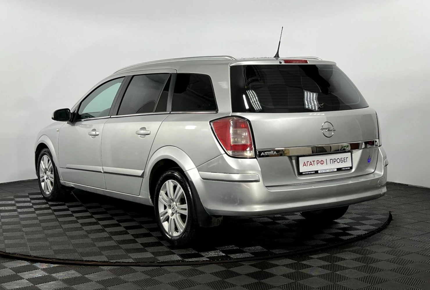 Opel Astra, 2008