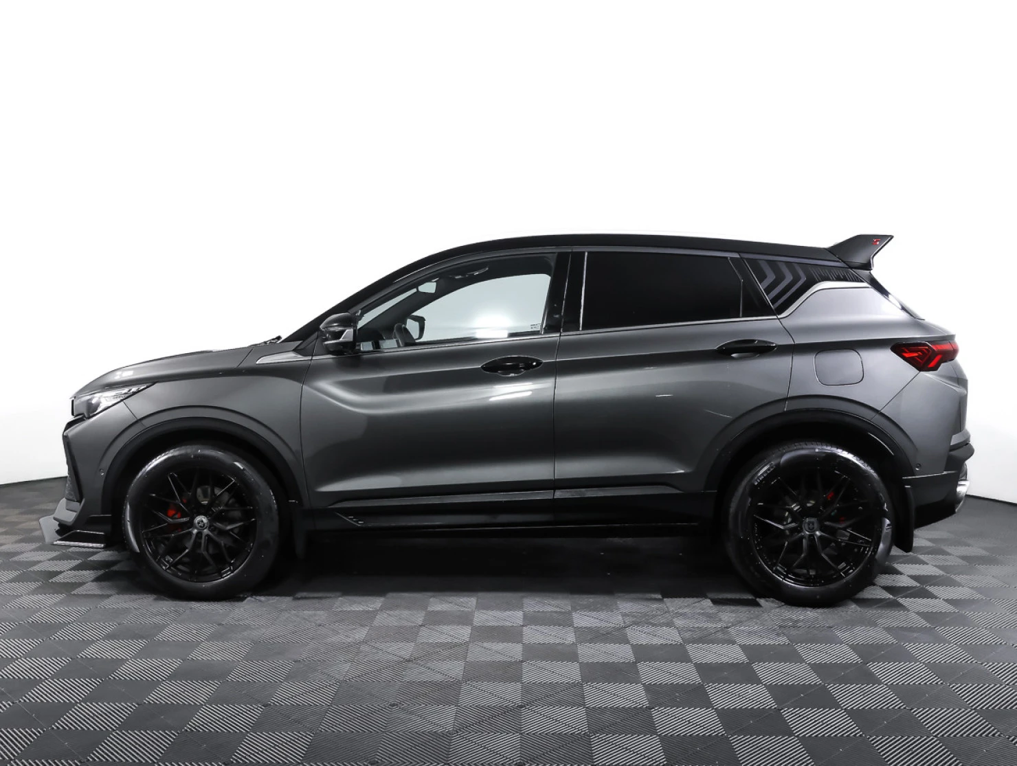 Geely Coolray, 2024