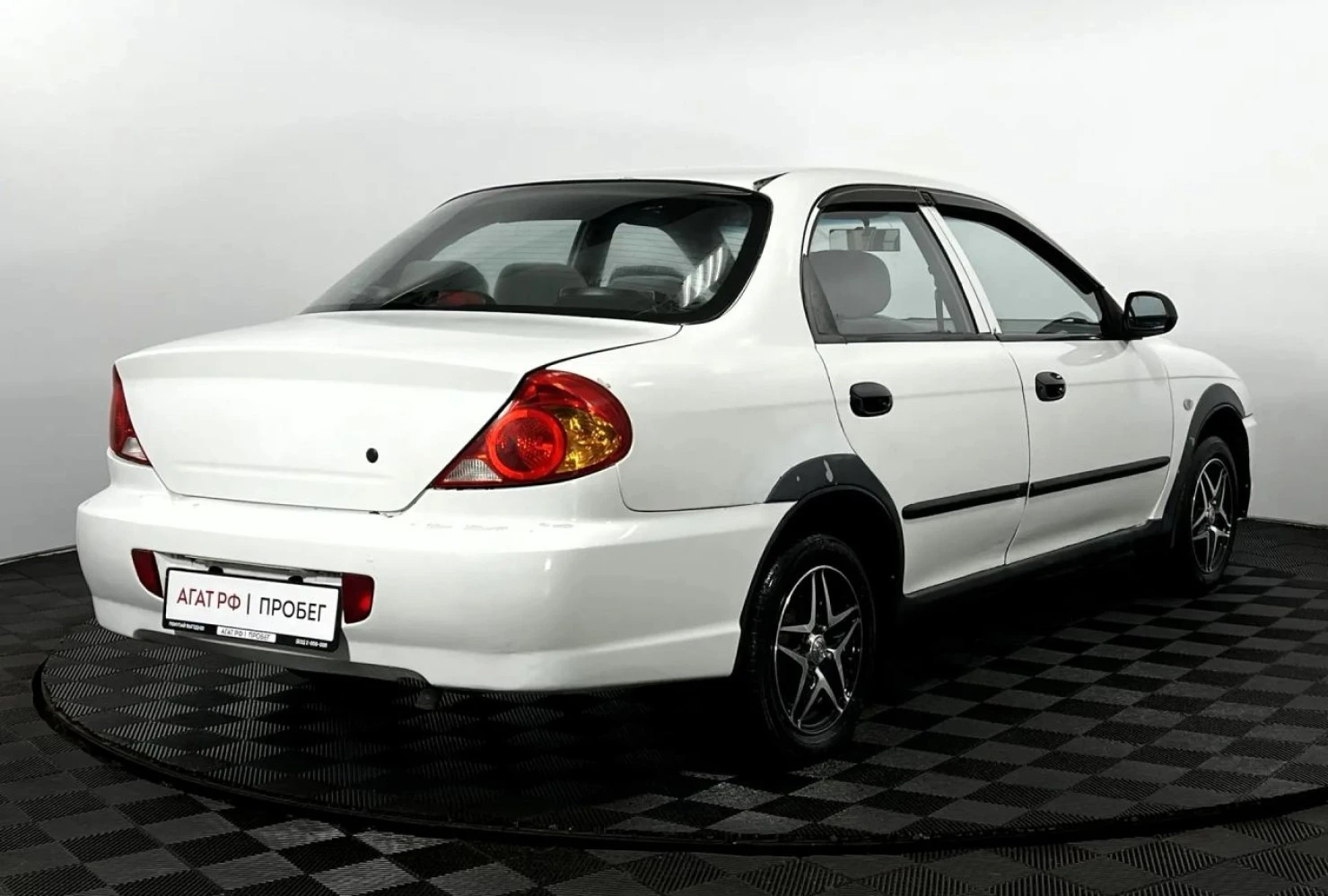 Kia Spectra, 2005