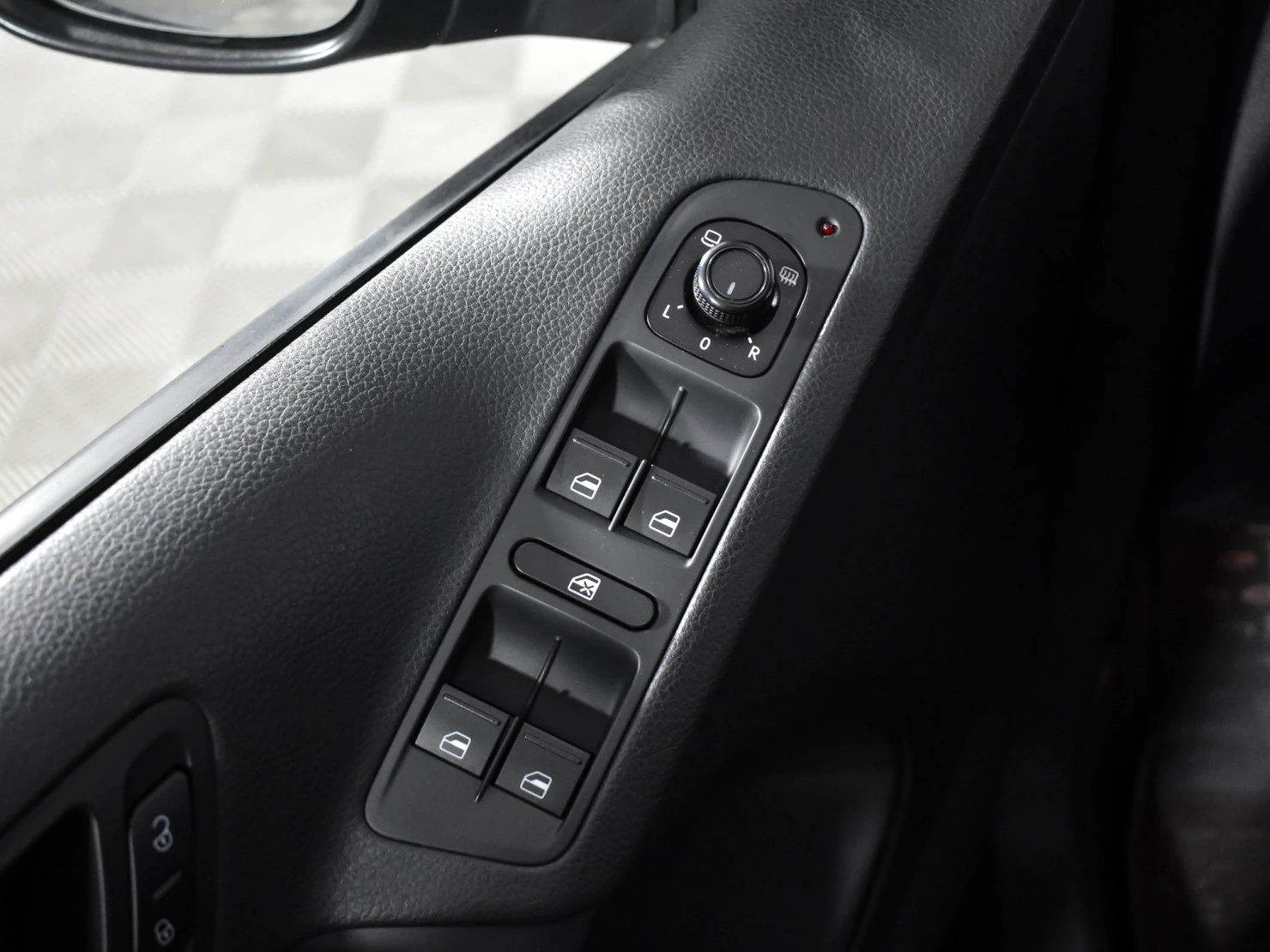 Volkswagen Tiguan, 2016