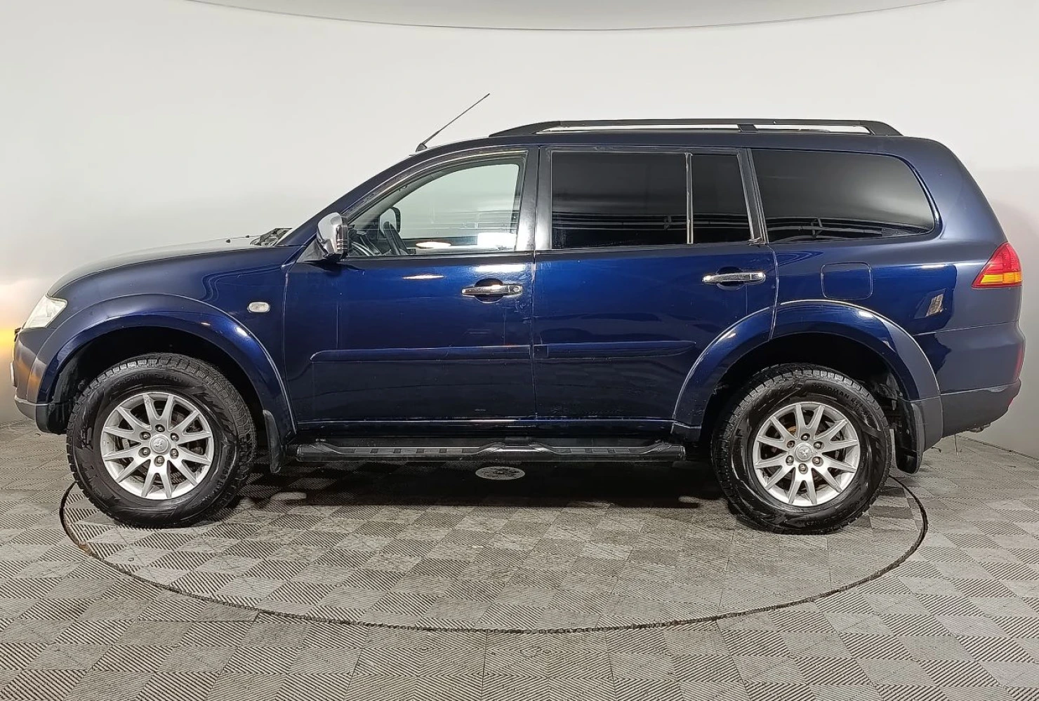 Mitsubishi PAJERO SPORT, 2012