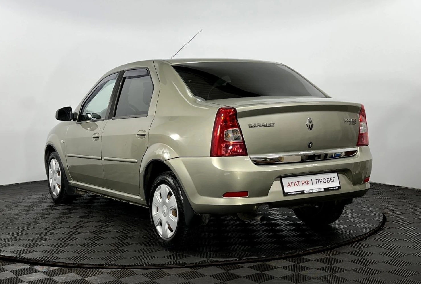 Renault Logan, 2012
