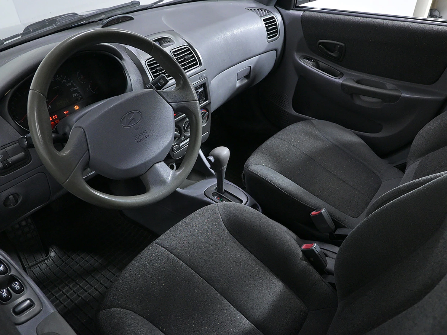 Hyundai Accent, 2009