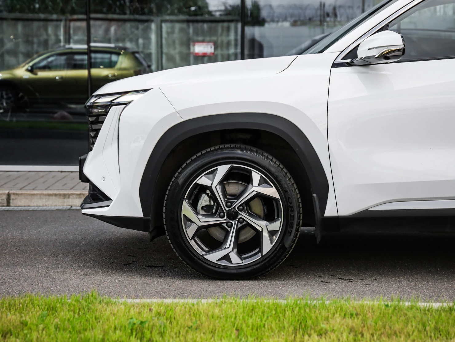 Geely Atlas, 2024