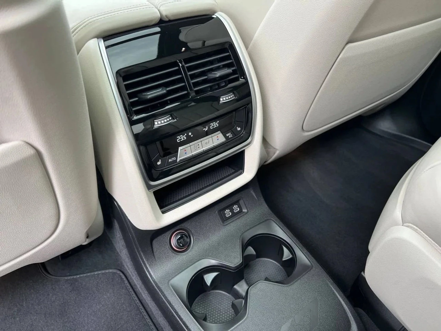 BMW X7, 2025