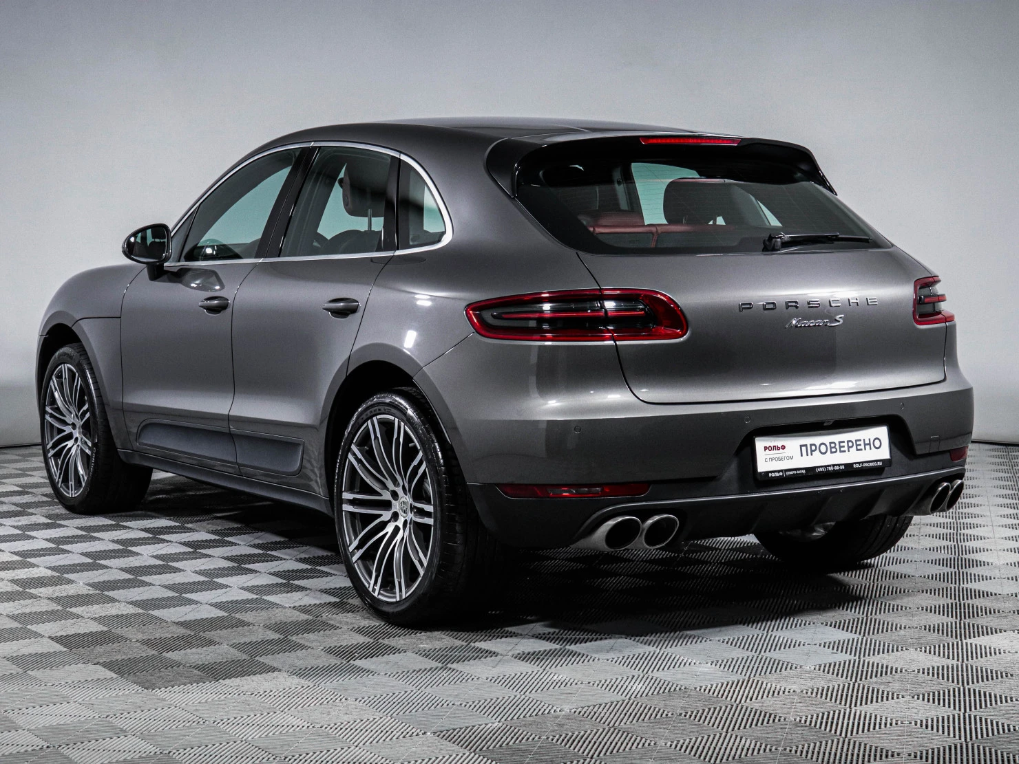 Porsche Macan, 2015