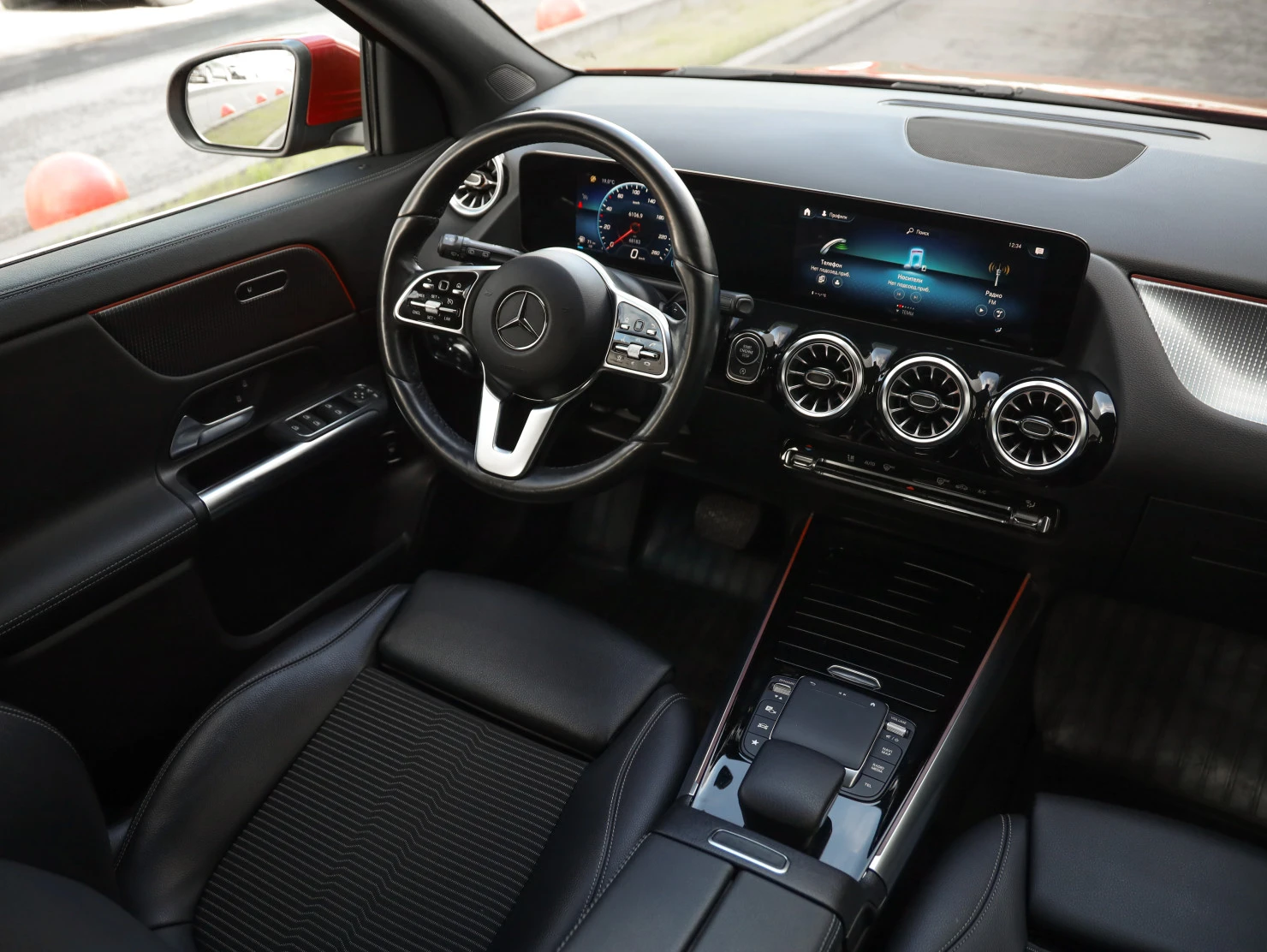 Mercedes-Benz GLA, 2021