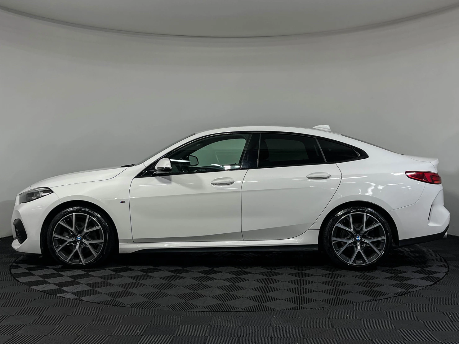 BMW 2 серии, 2021