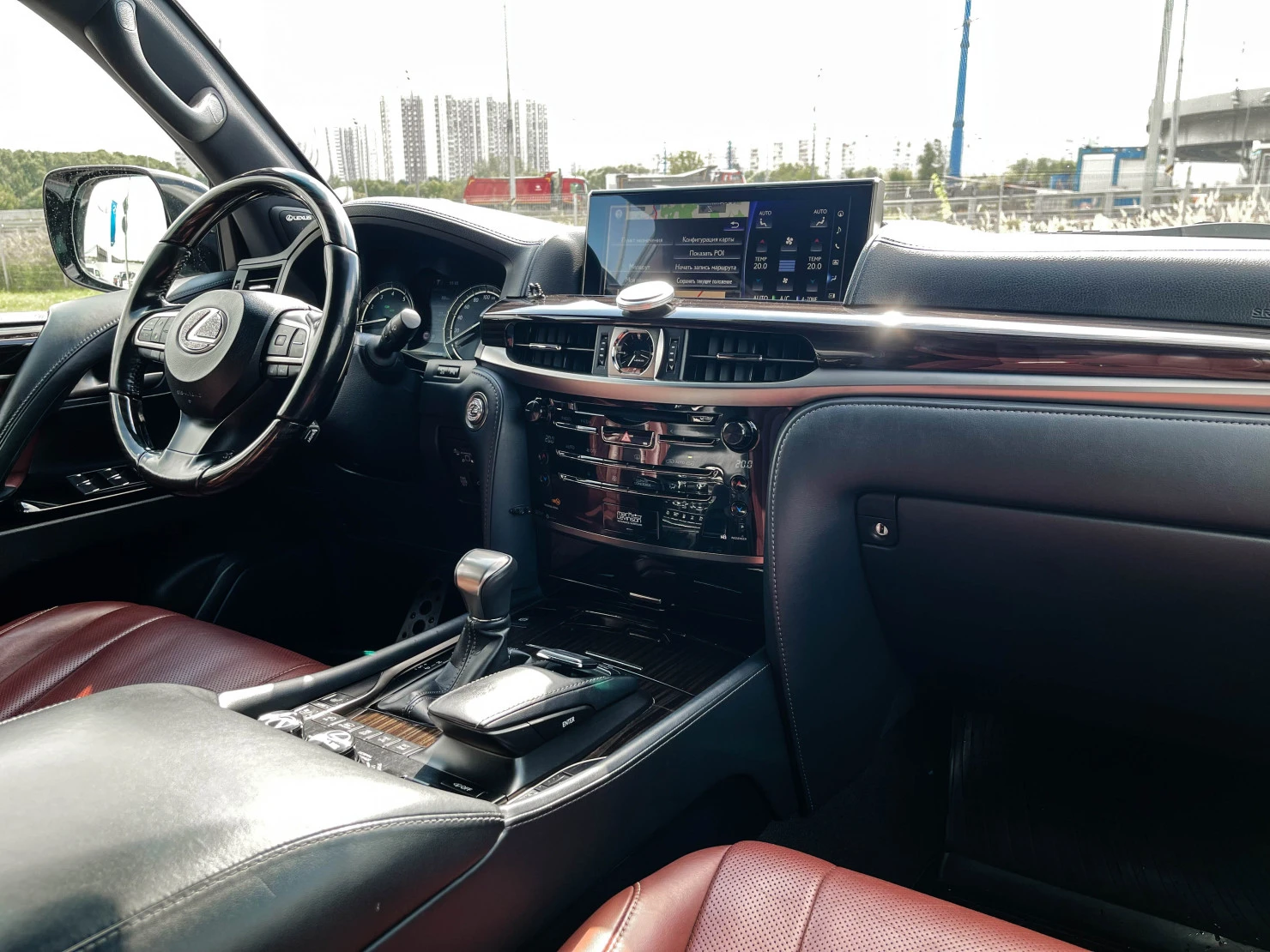 Lexus LX, 2020