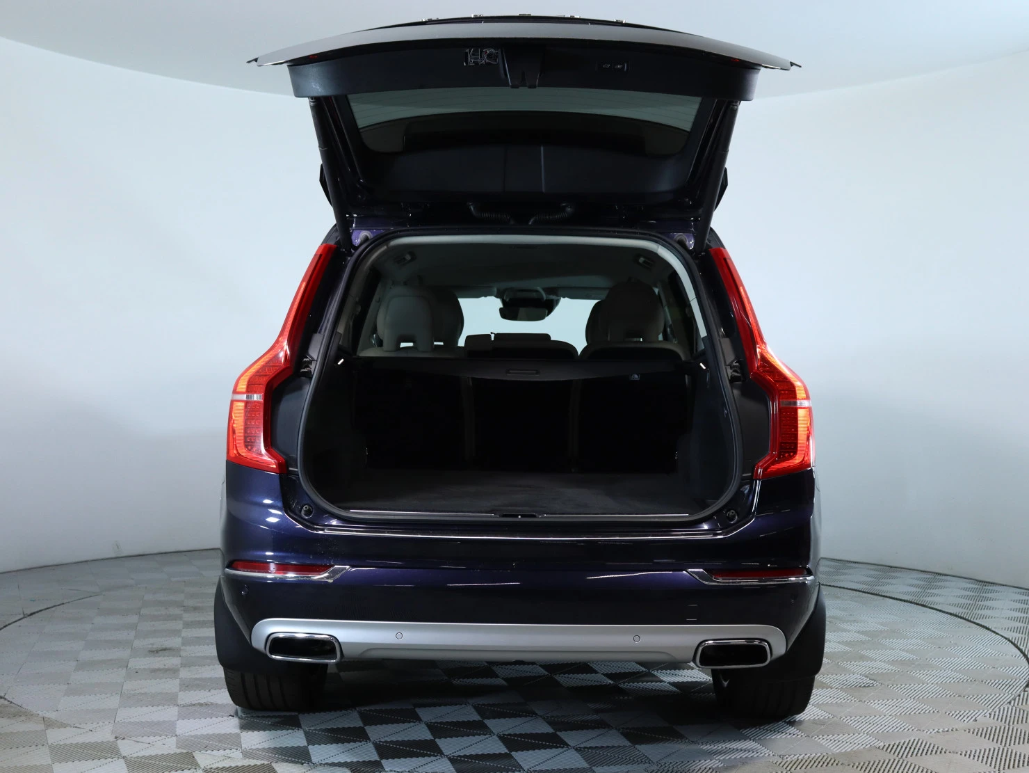 Volvo XC90, 2018
