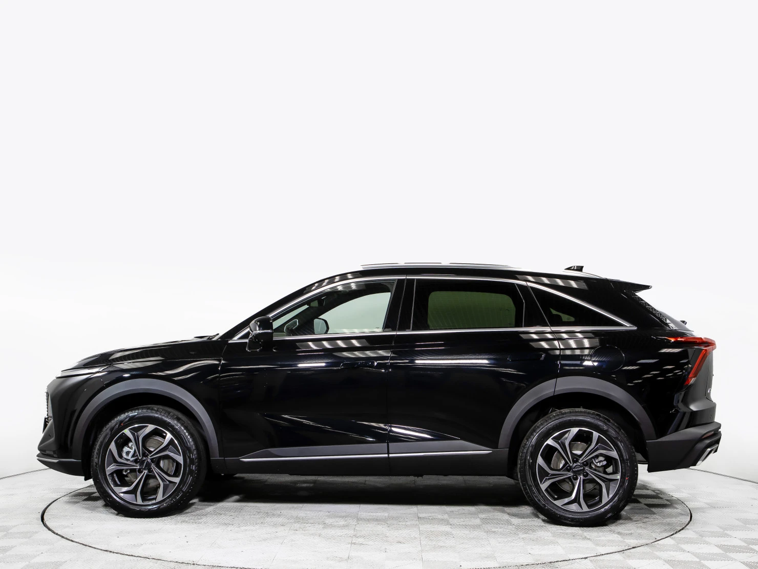 HAVAL F7, 2025