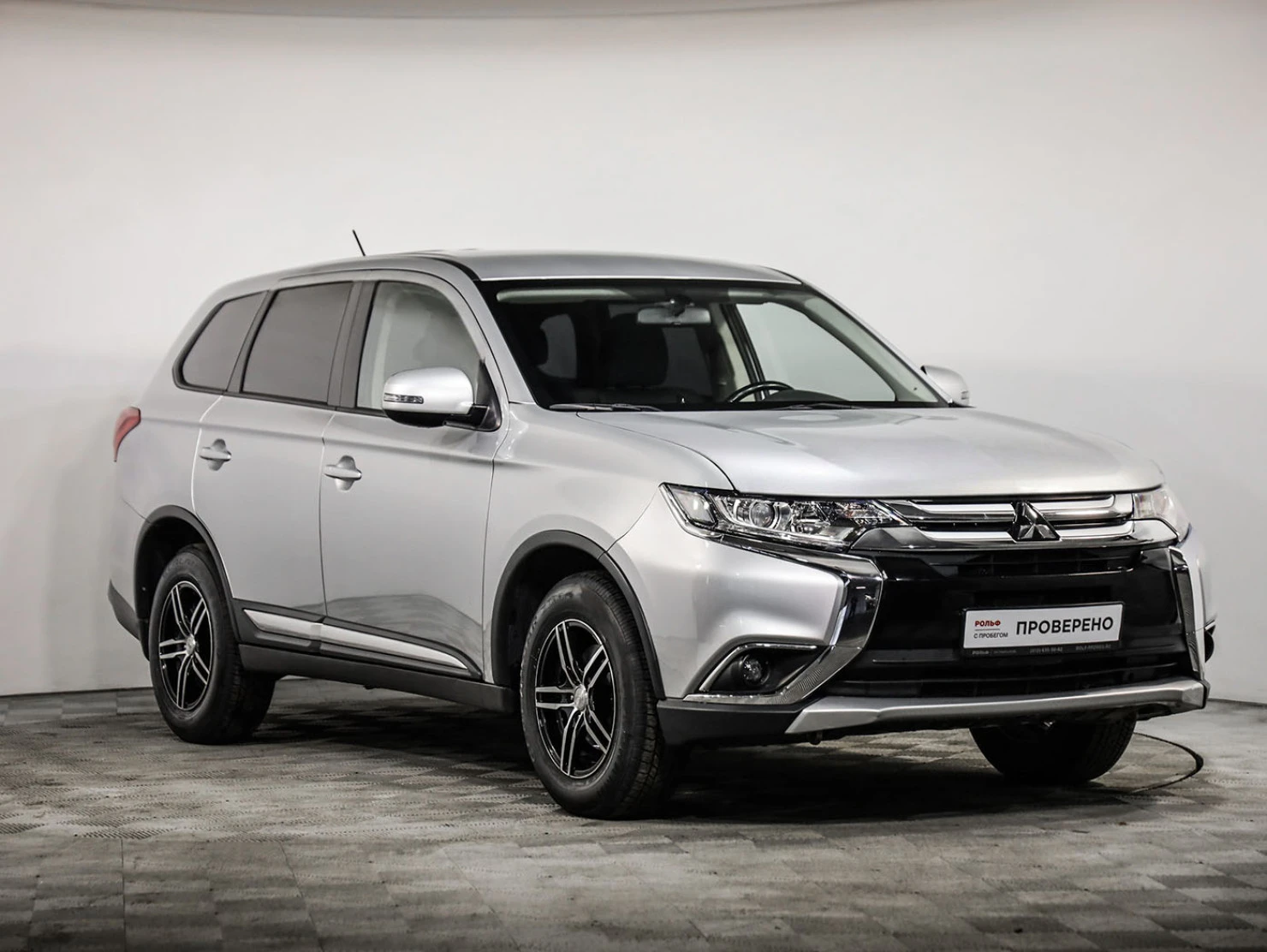 Mitsubishi OUTLANDER, 2016