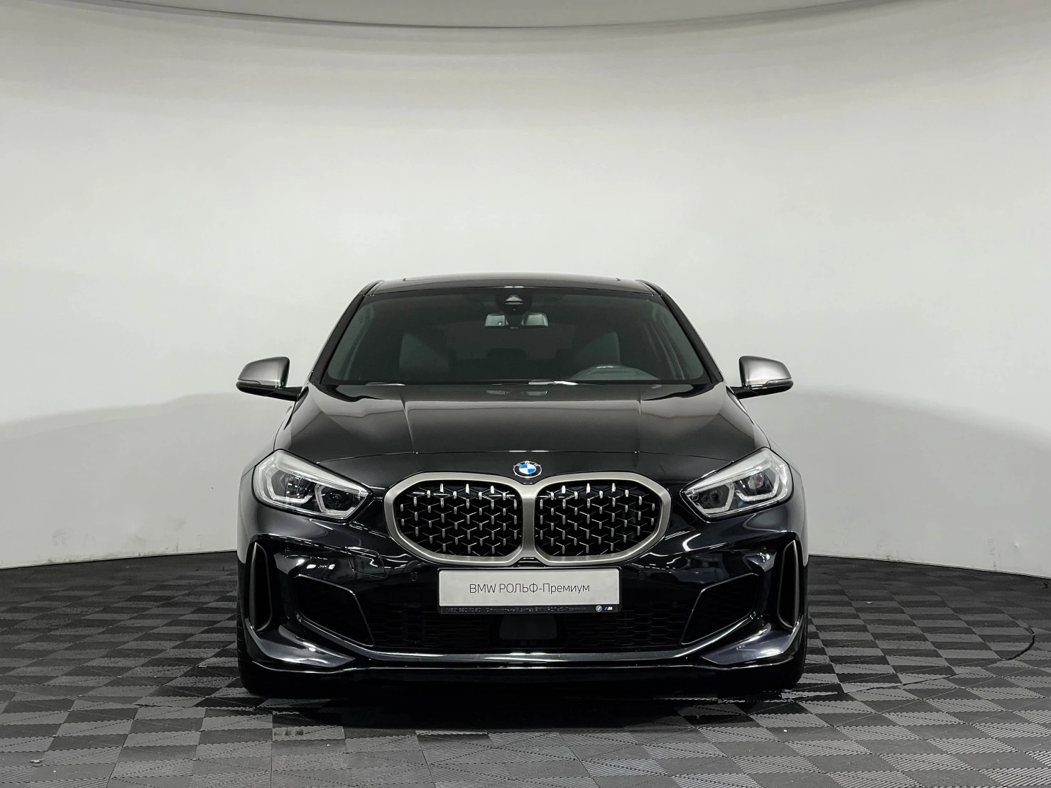 BMW 1 серии, 2022