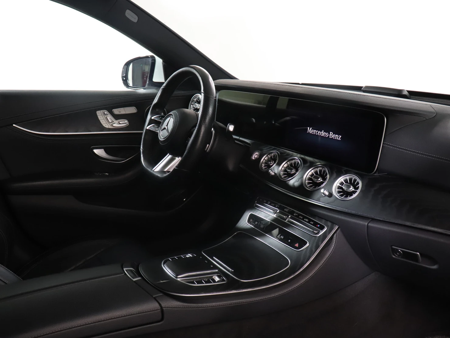 Mercedes-Benz E-Класс, 2020