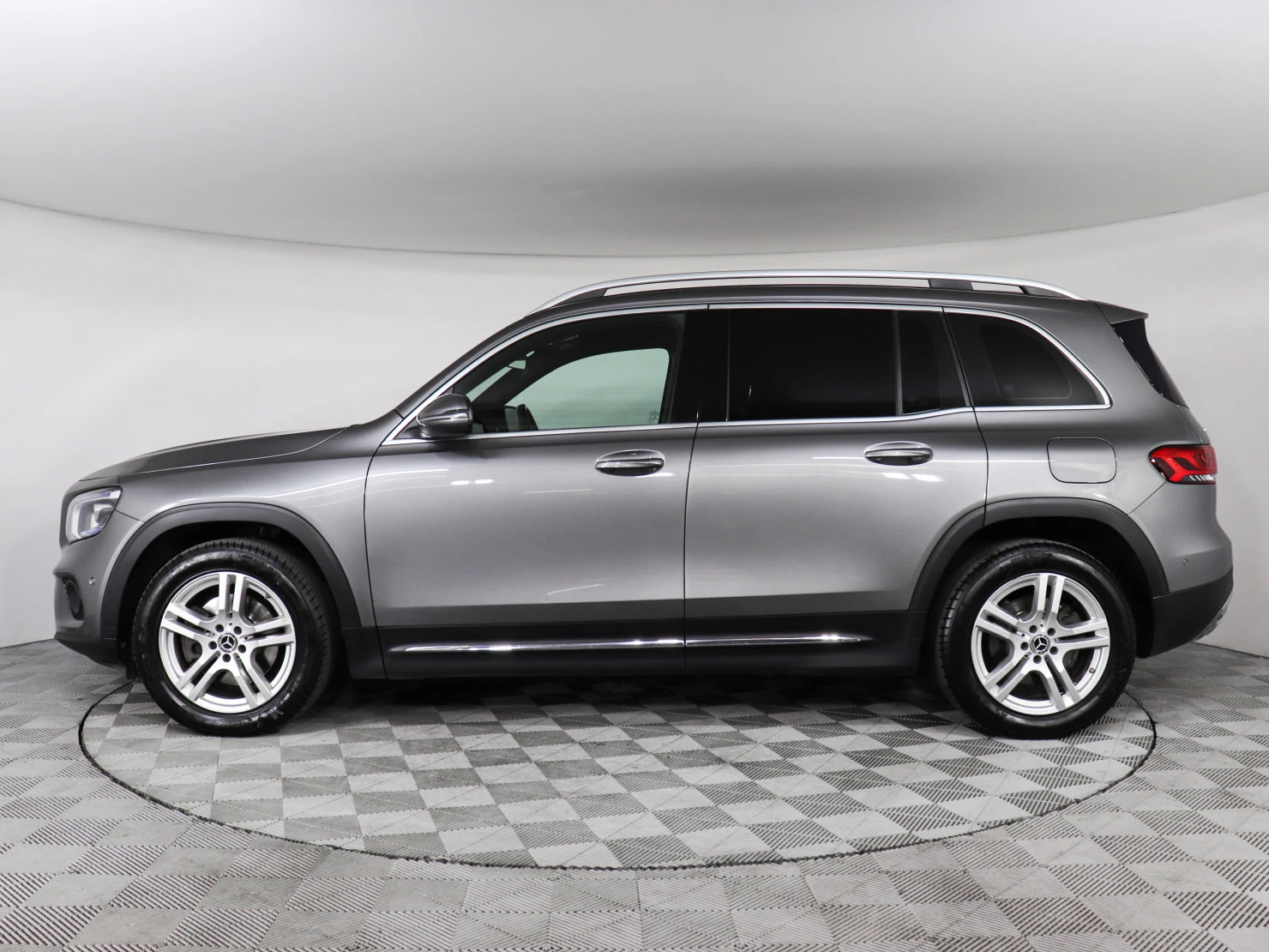 Mercedes-Benz GLB, 2020