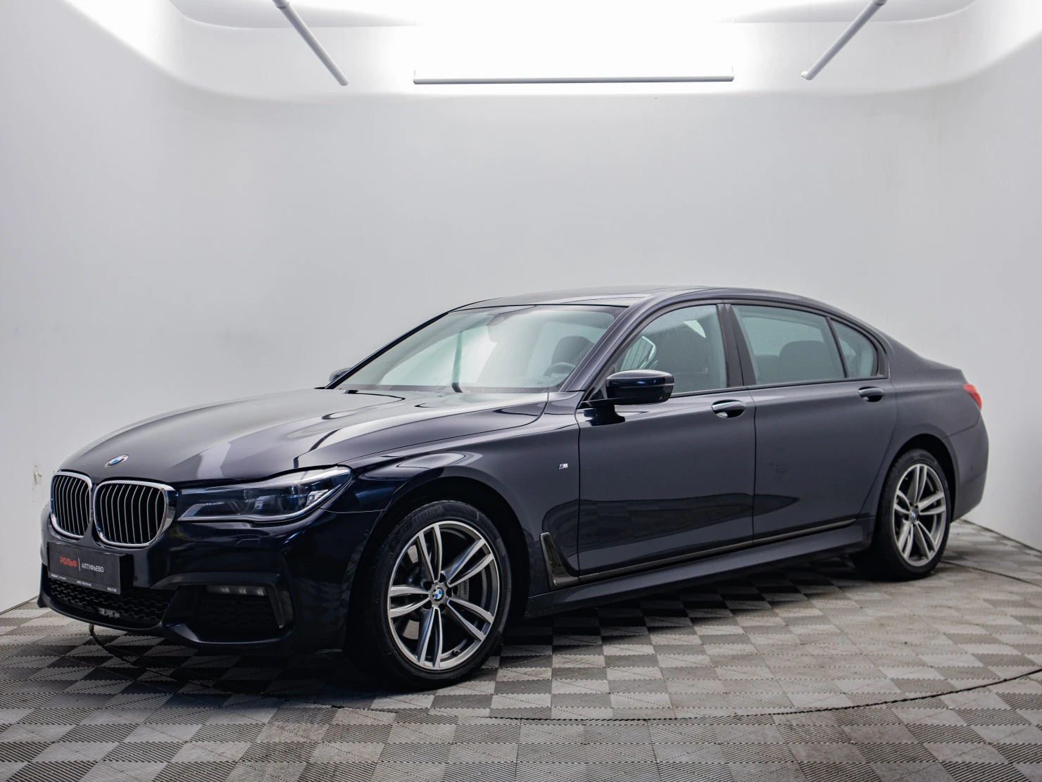 BMW 7 серии, 2018