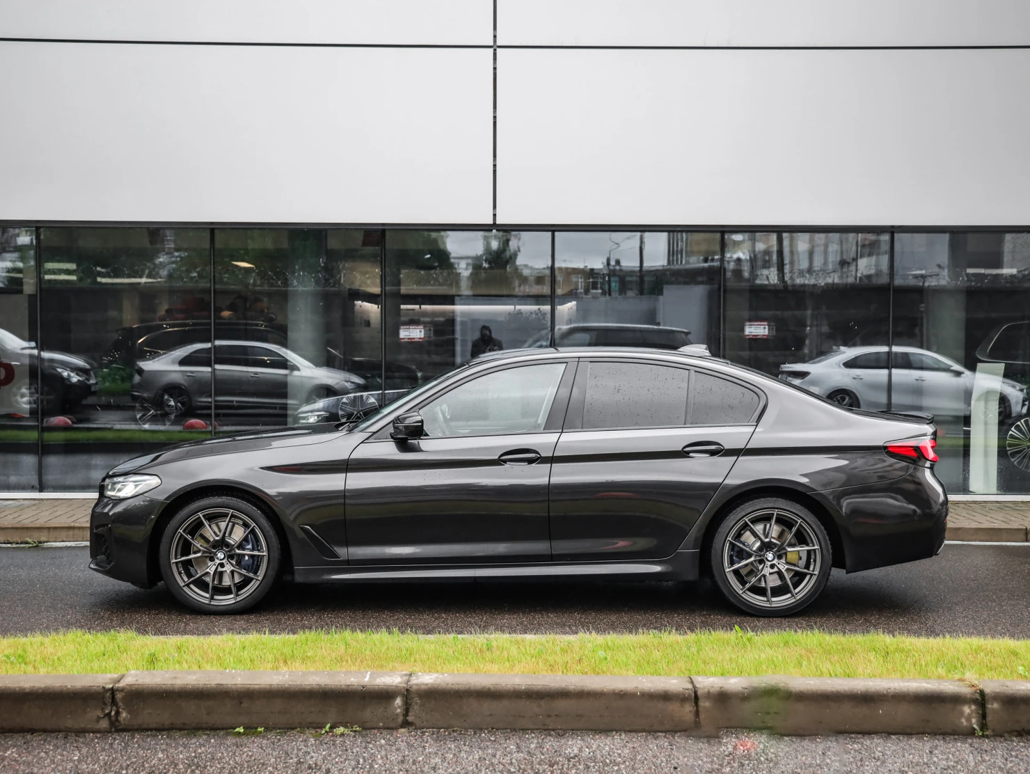 BMW 5 серии, 2023