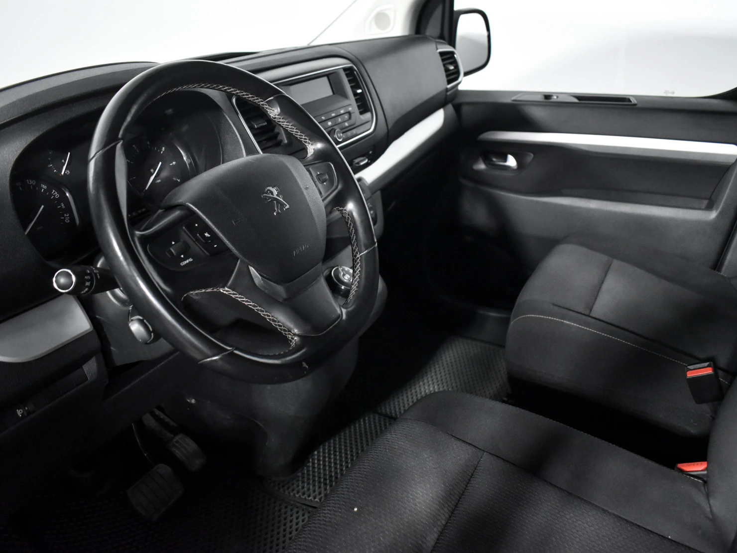 Peugeot Traveller, 2018