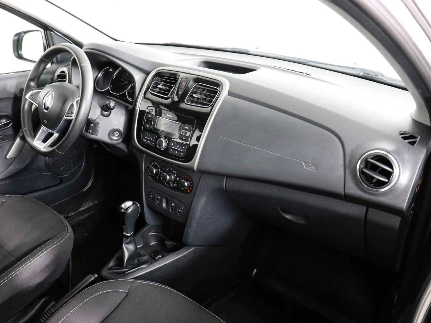Renault Logan, 2019