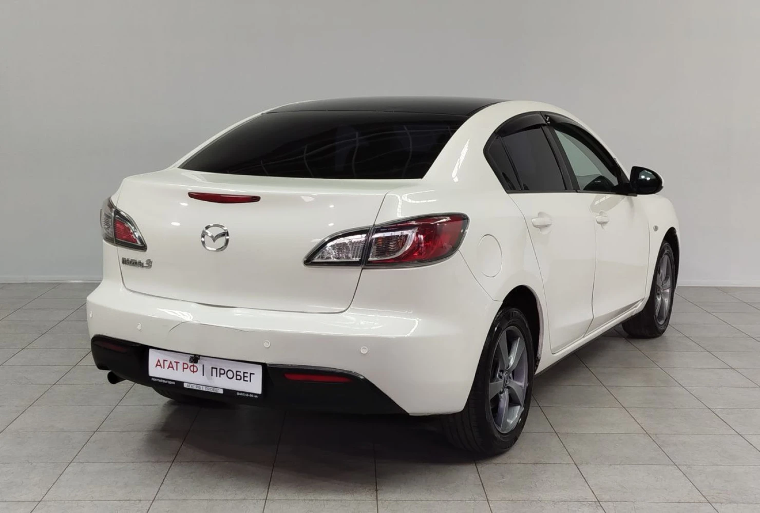 Mazda 3, 2010