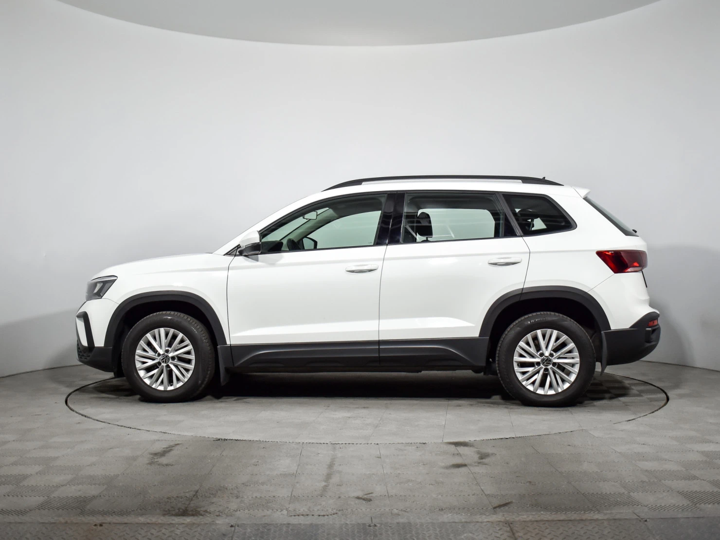 Volkswagen Taos, 2021