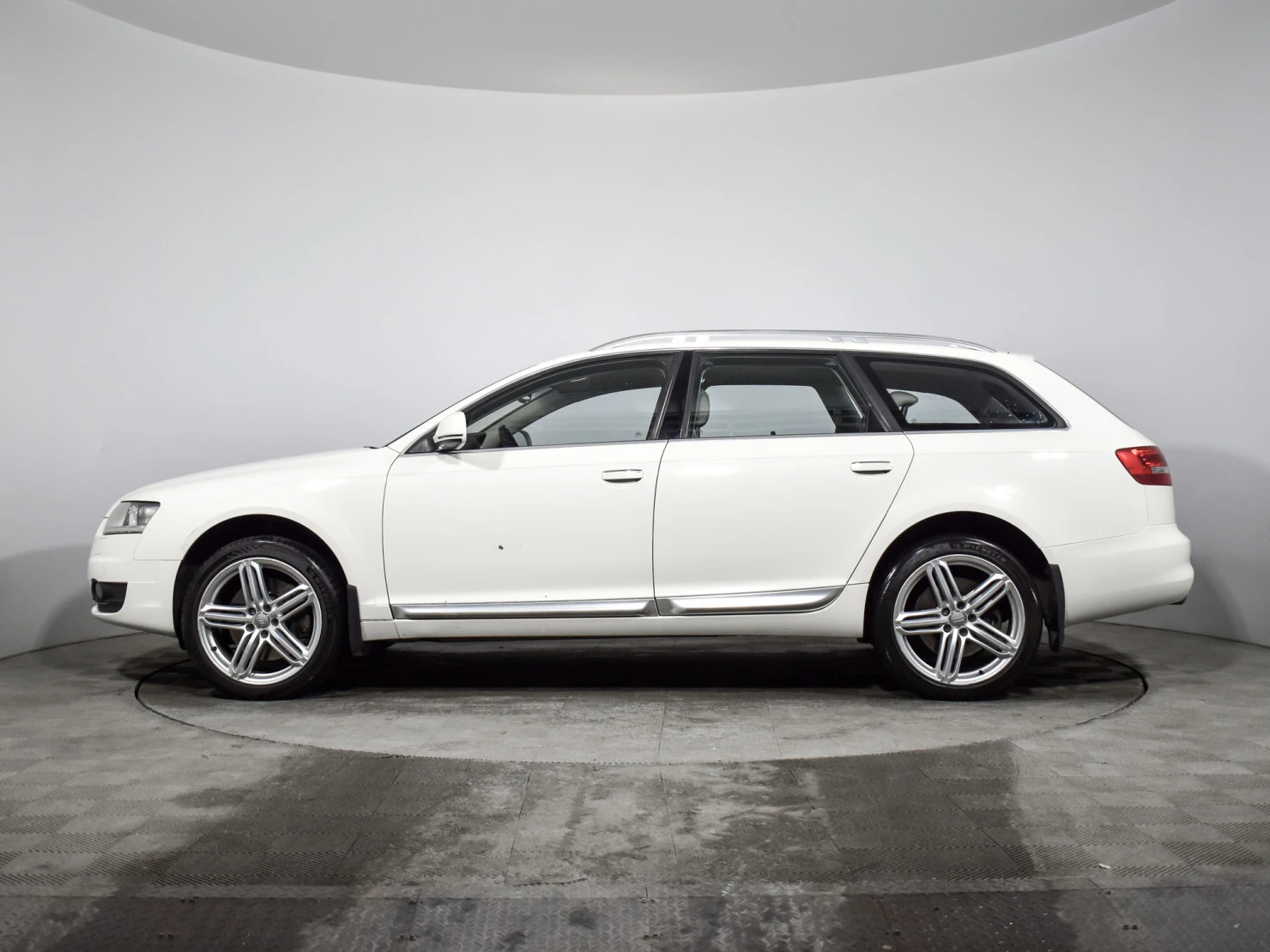Audi A6 allroad, 2010