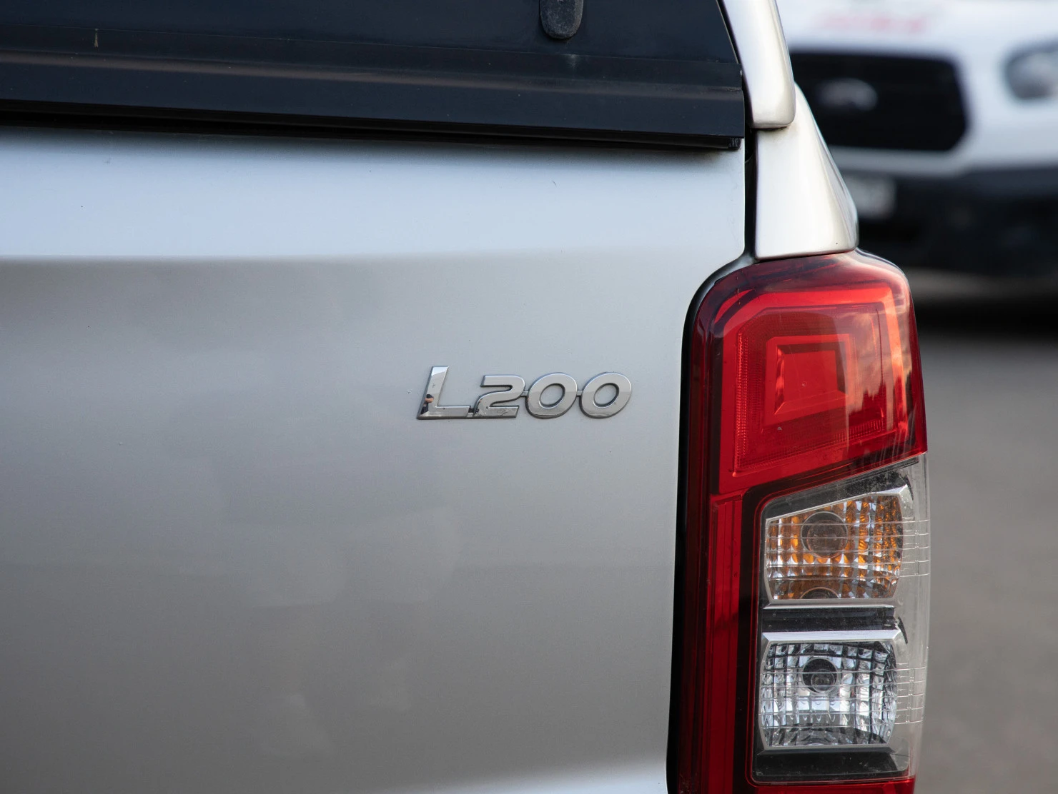 Mitsubishi L200, 2021