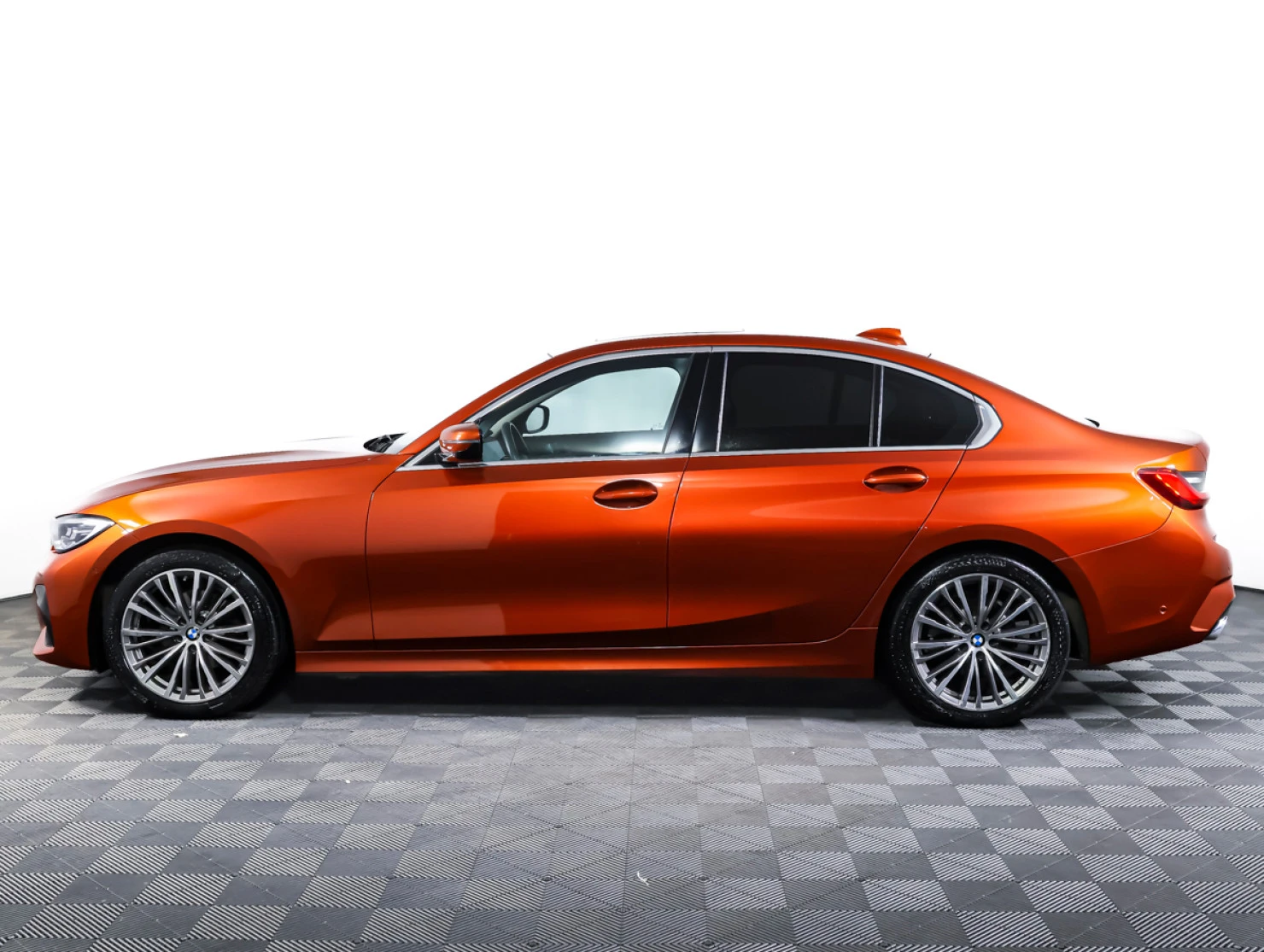 BMW 3 серии, 2020
