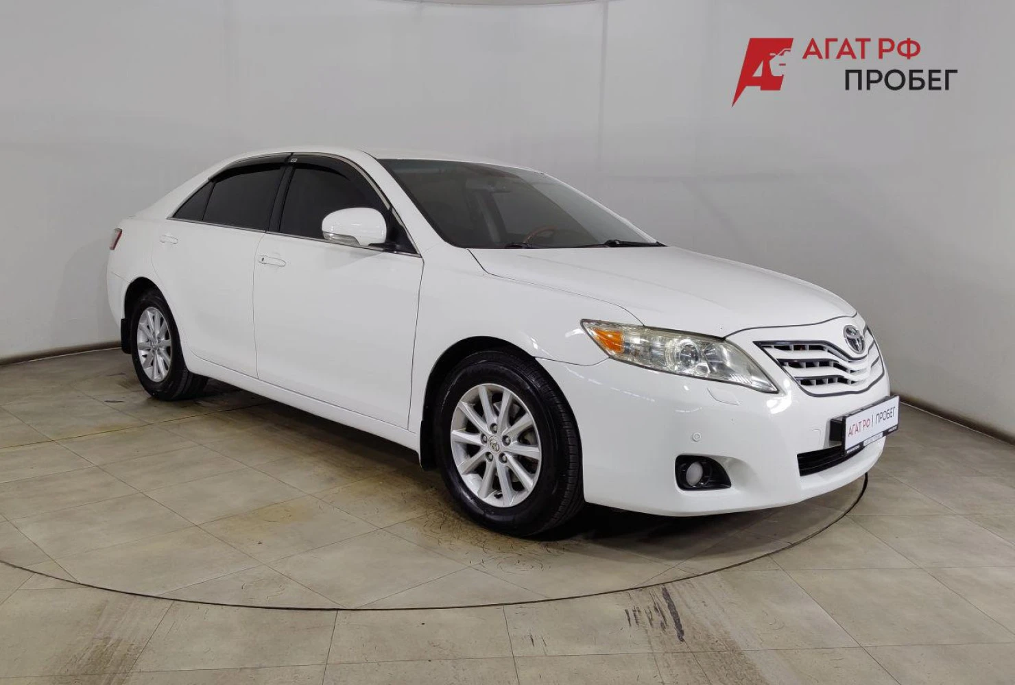 Toyota Camry, 2011