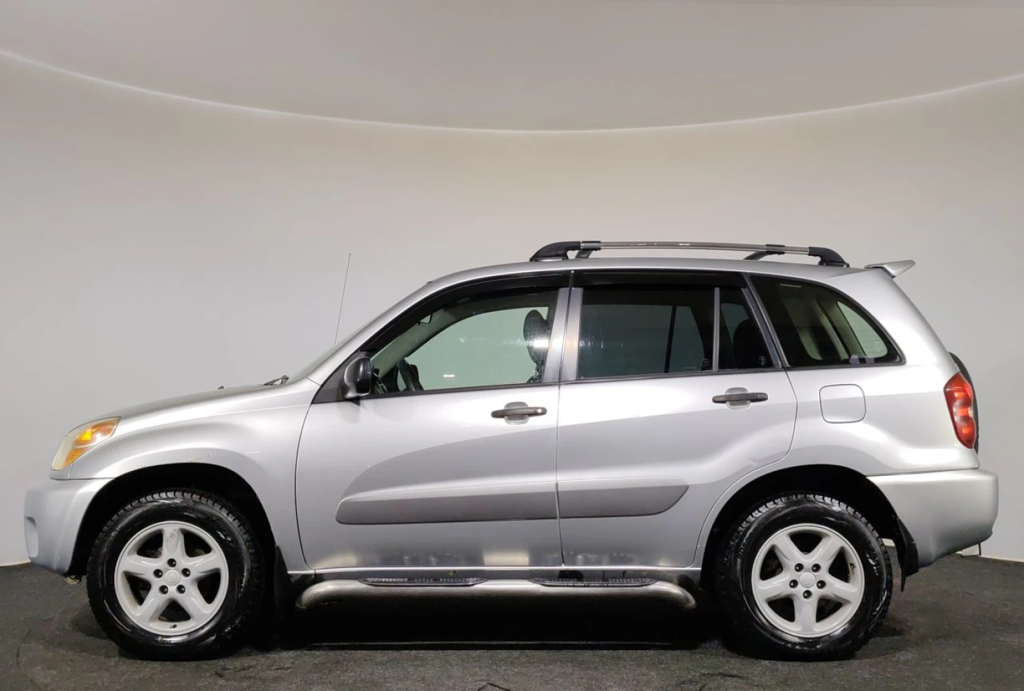 Toyota RAV4, 2005
