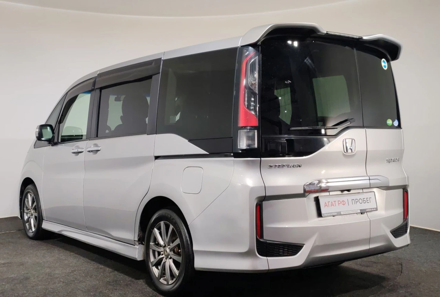 Honda Stepwgn, 2015