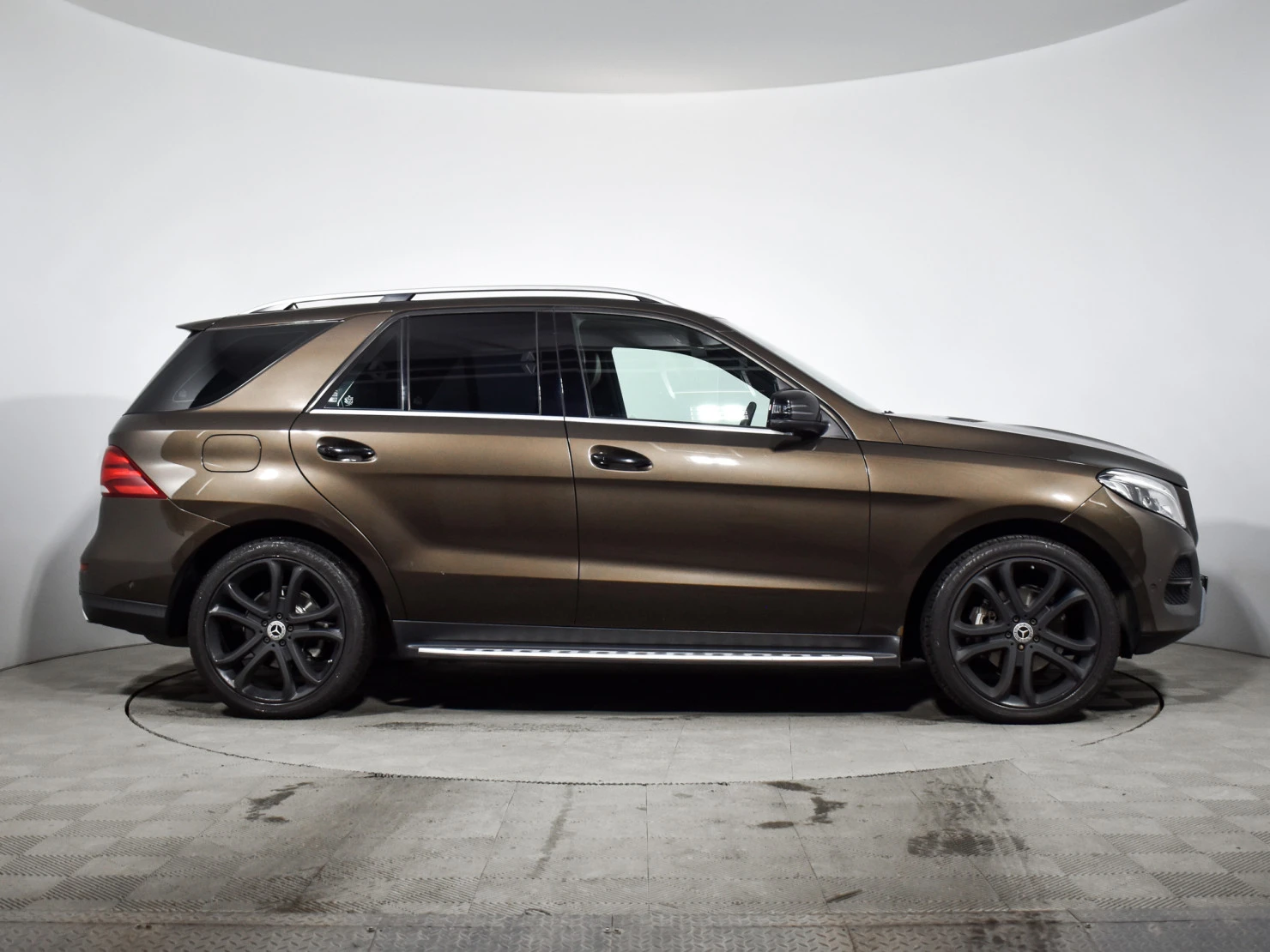Mercedes-Benz GLE, 2015