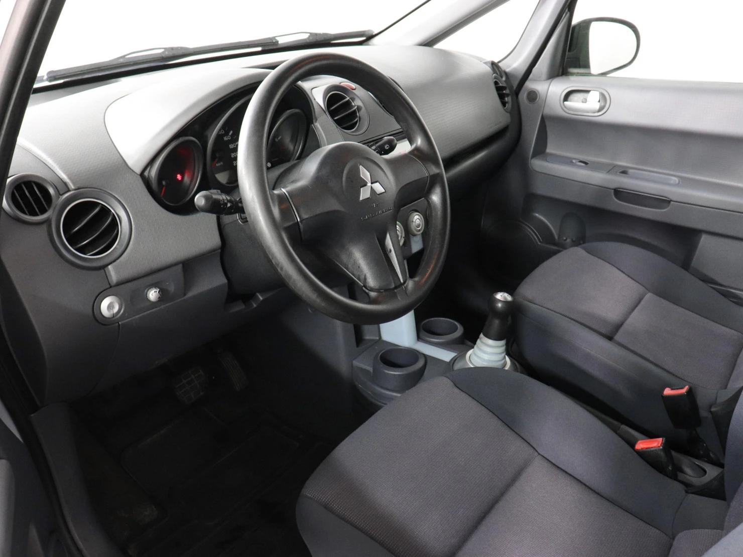 Mitsubishi Colt, 2005