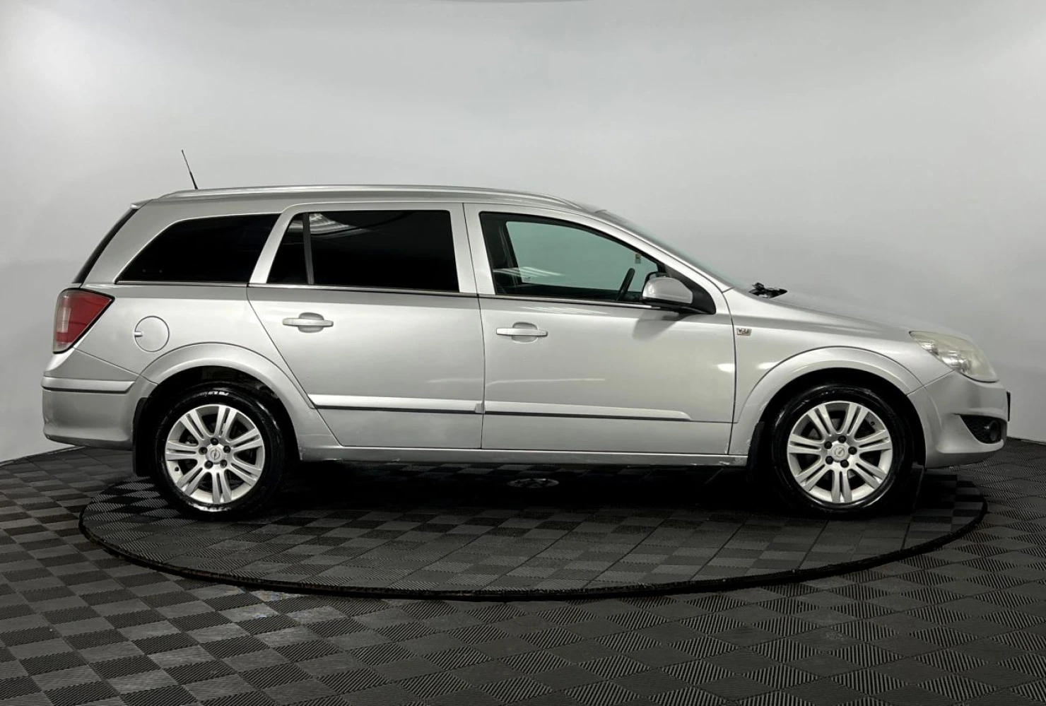 Opel Astra, 2008