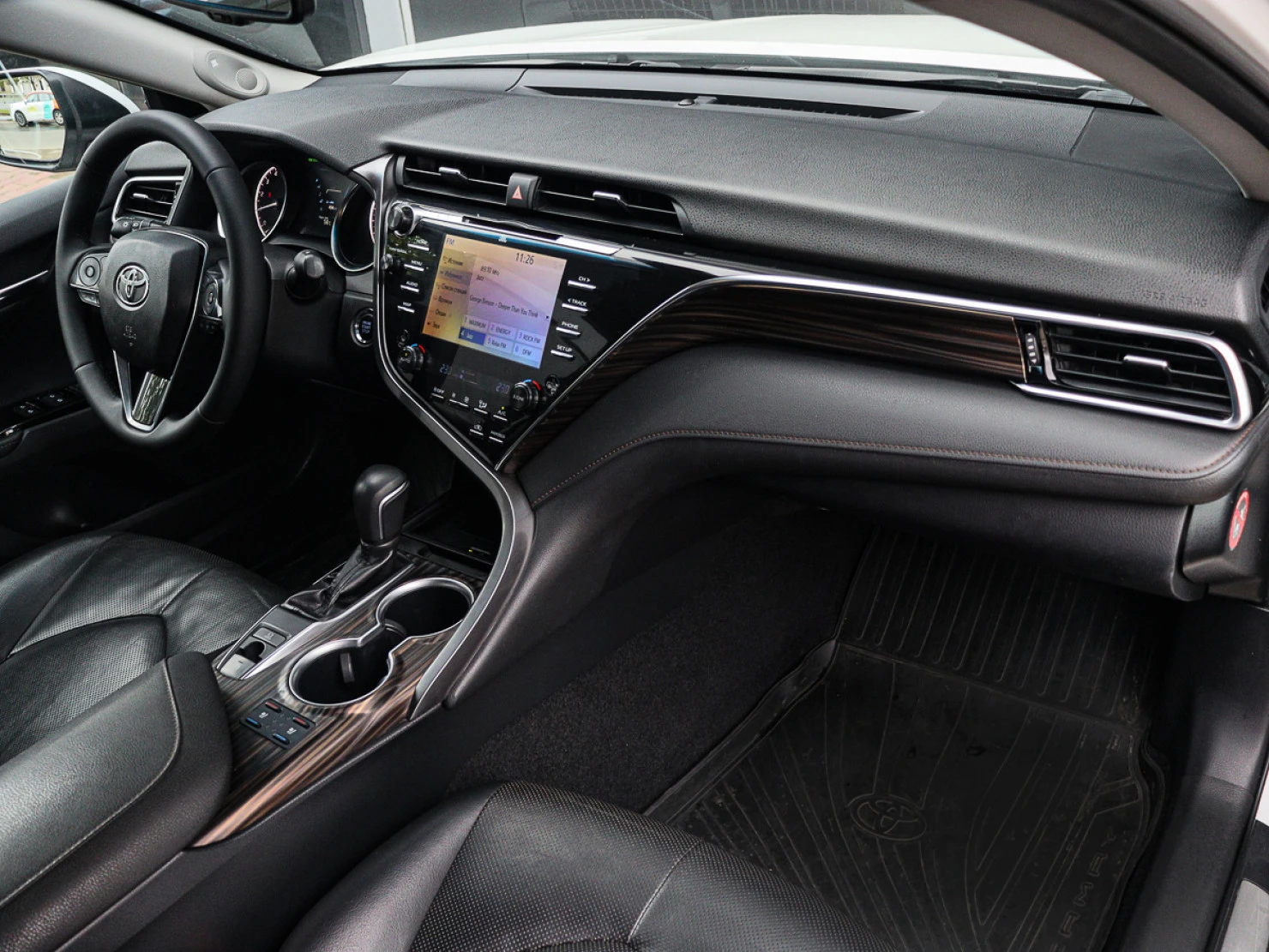 Toyota Camry, 2019