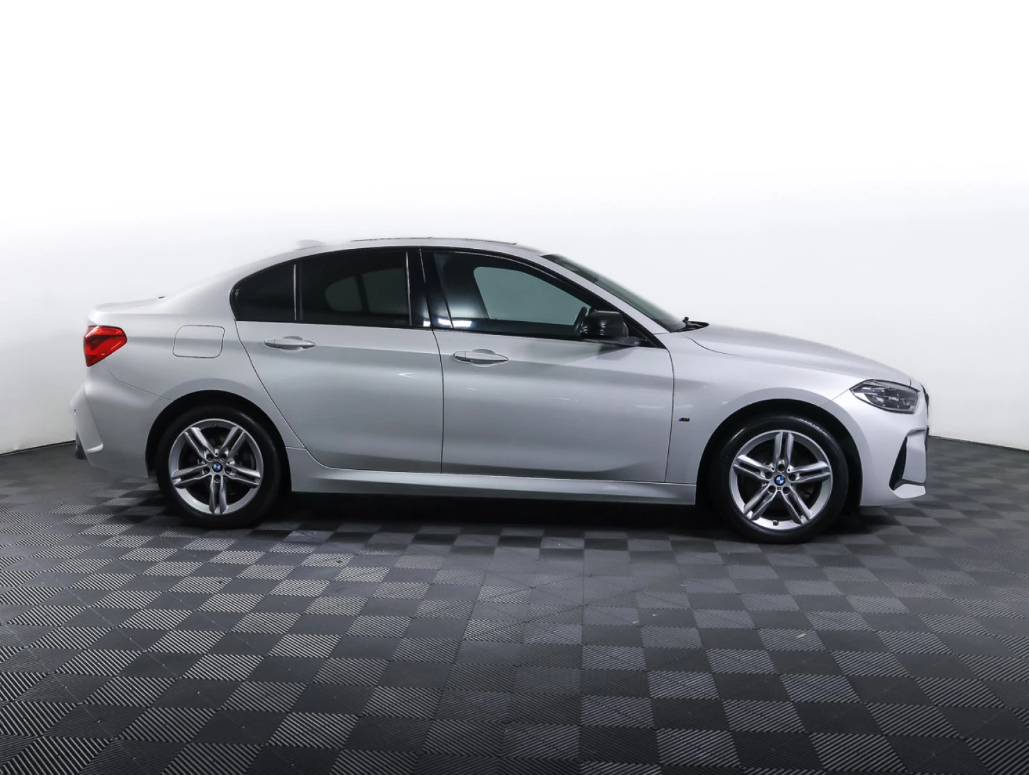 BMW 1 серии, 2020