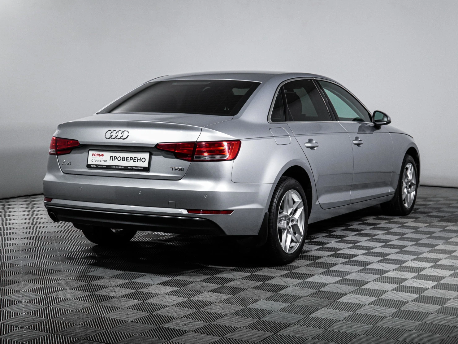 Audi A4, 2015