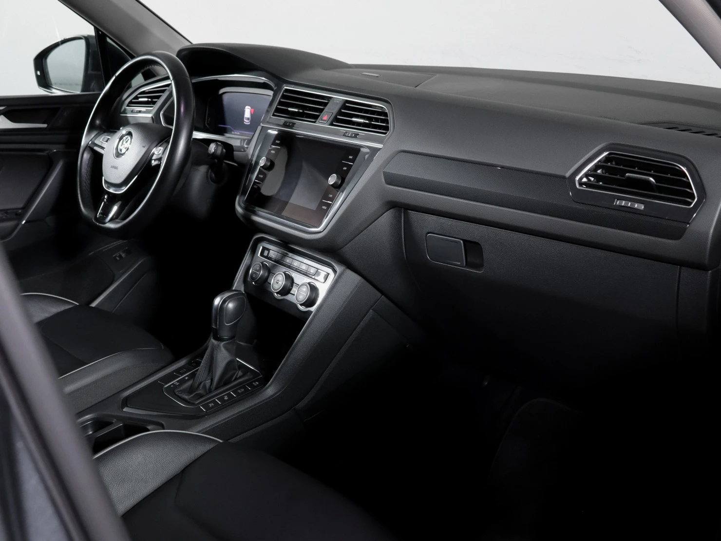 Volkswagen Tiguan, 2020