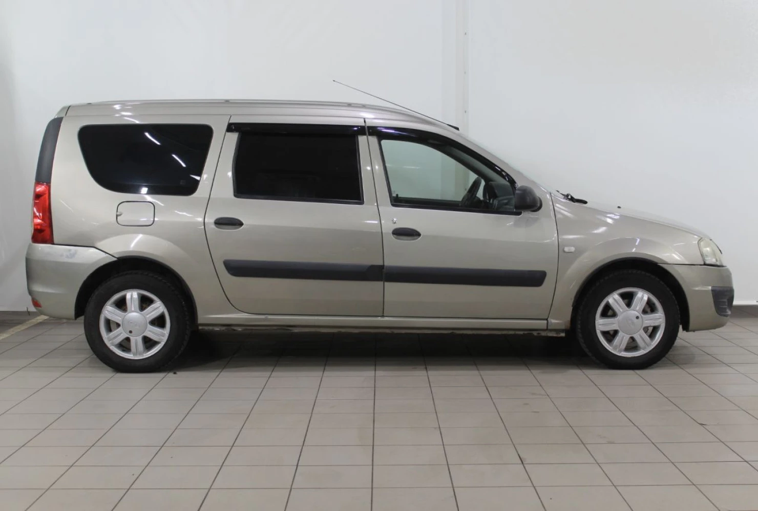 LADA (ВАЗ) Largus, 2012
