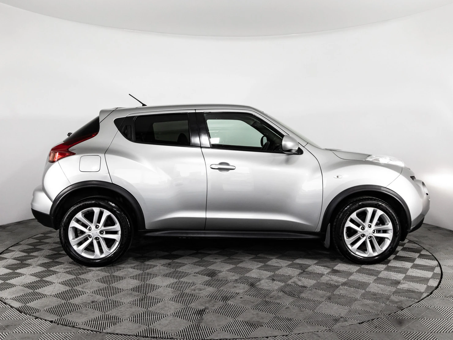 Nissan Juke, 2012