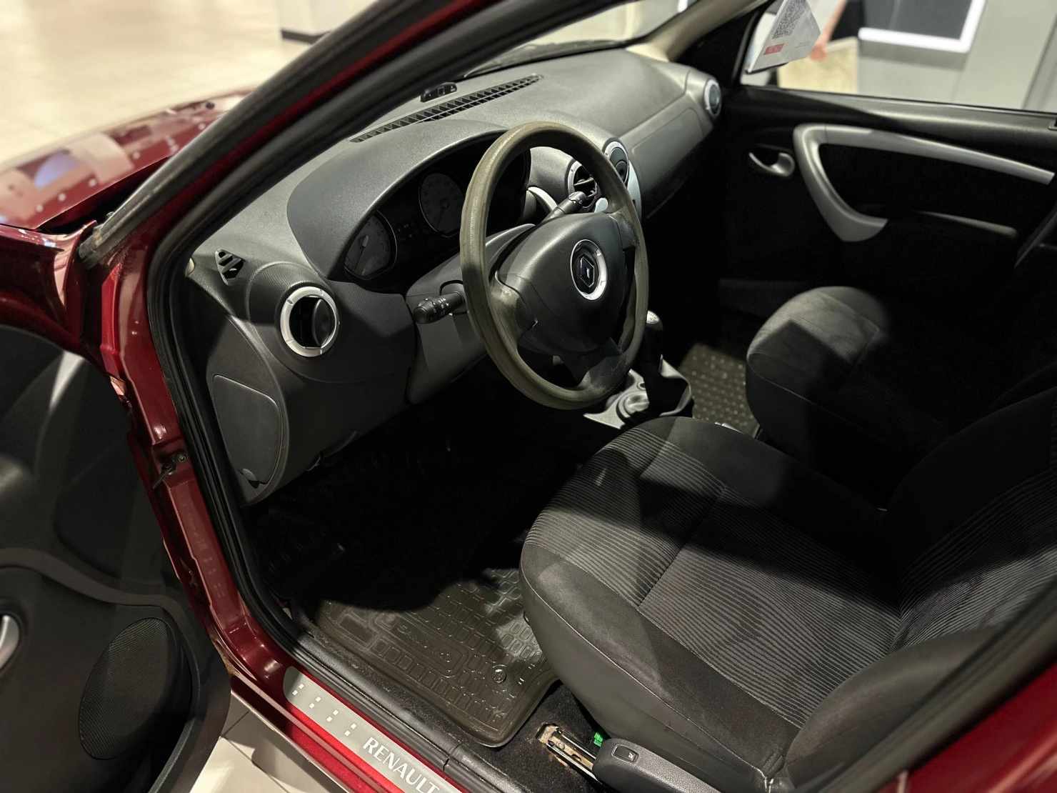 Renault Sandero, 2011