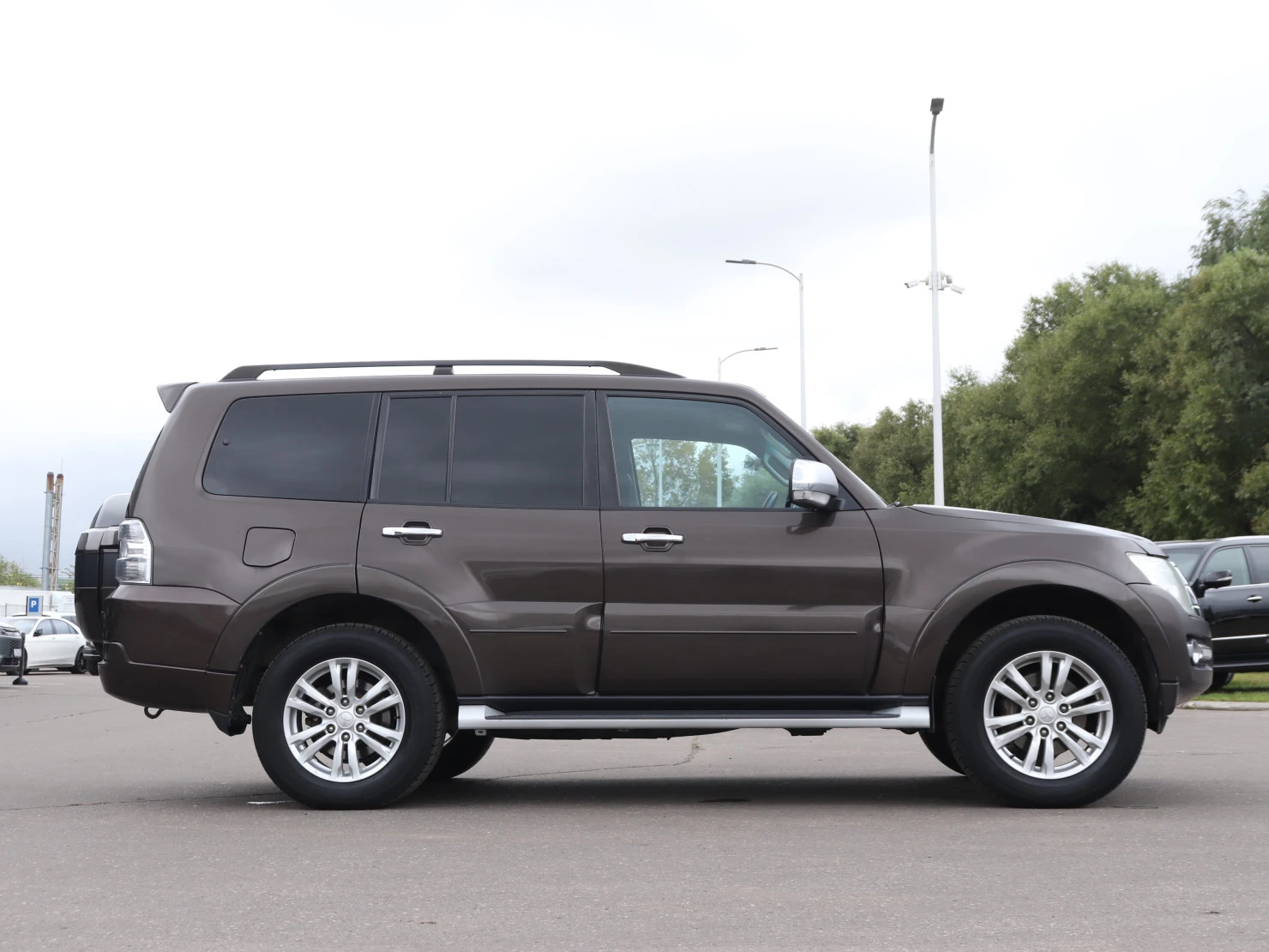 Mitsubishi PAJERO, 2017
