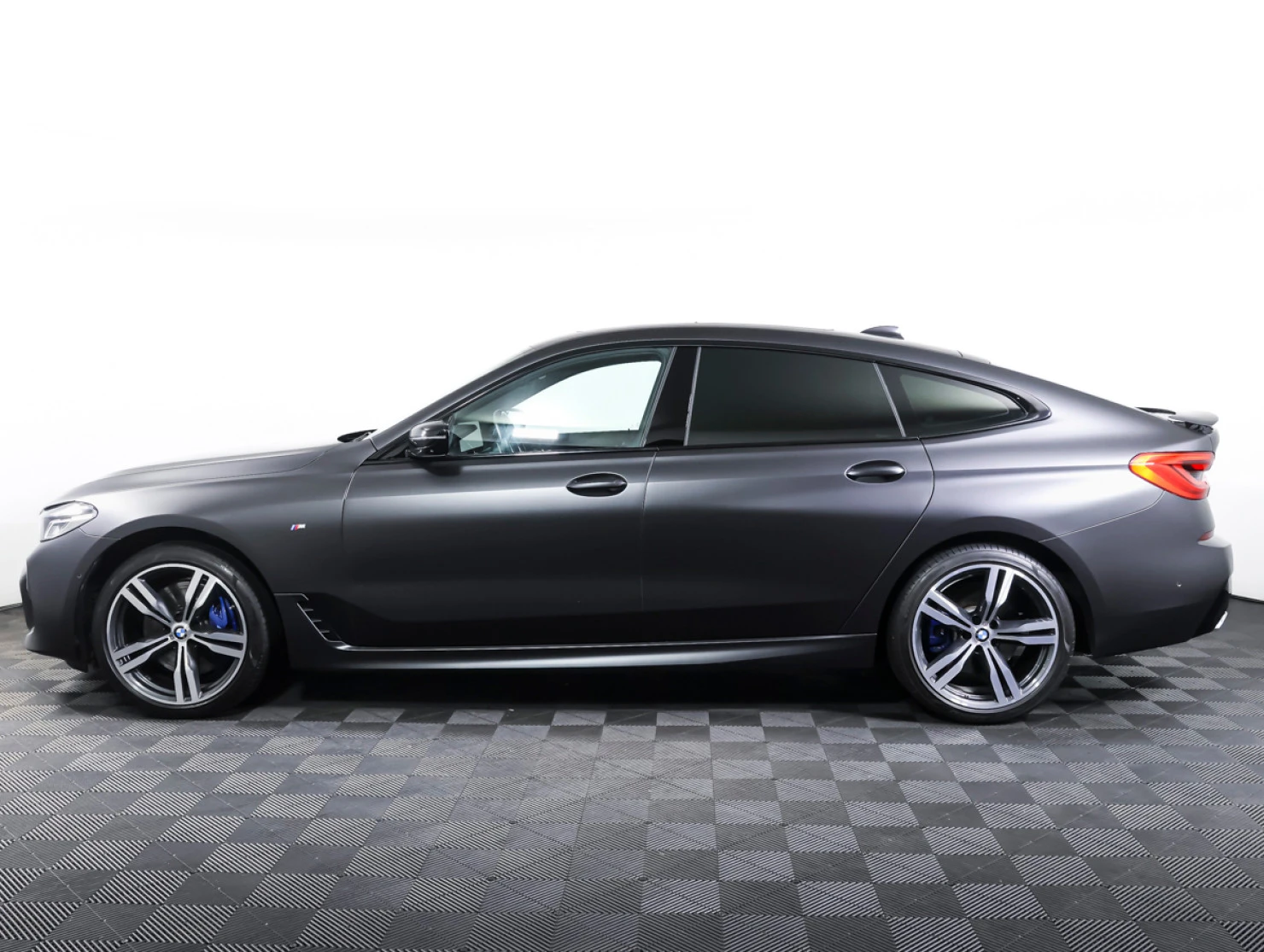 BMW 6 серии, 2023
