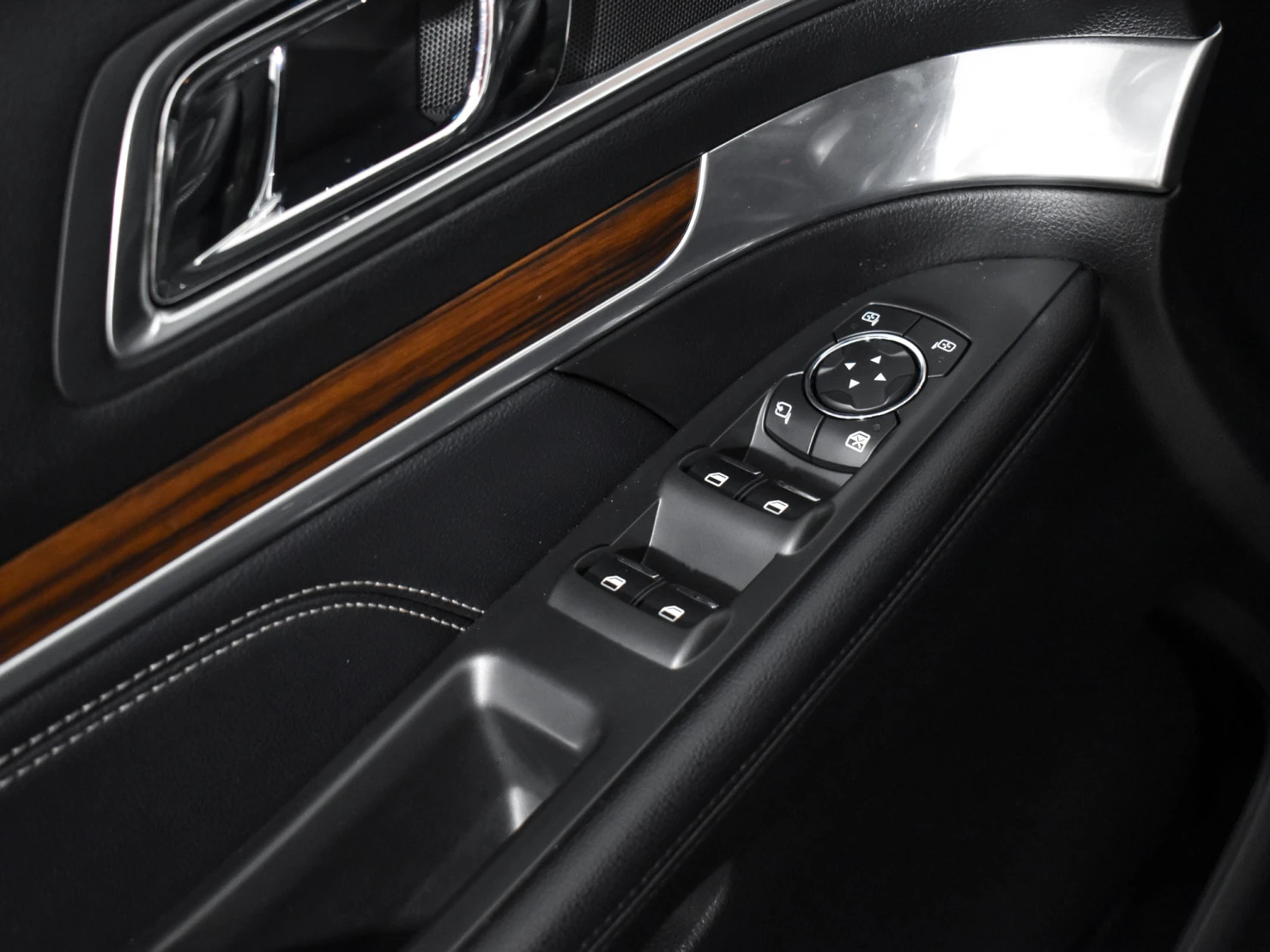 Ford Explorer, 2018