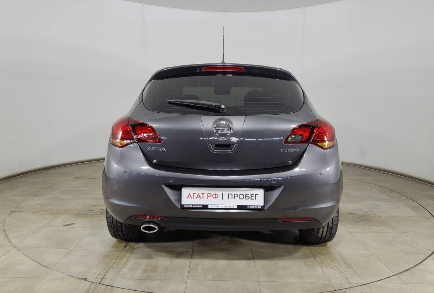 Opel Astra, 2011
